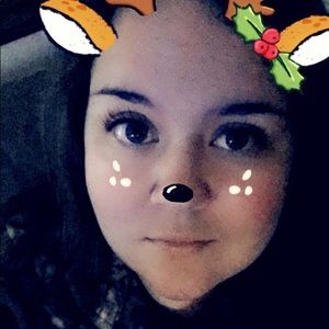 Meet your Posher, Lyndsey